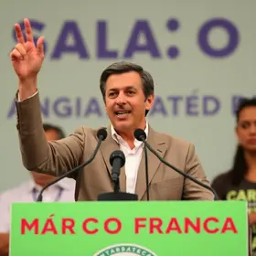 Haddad anuncia Márcio França como vice